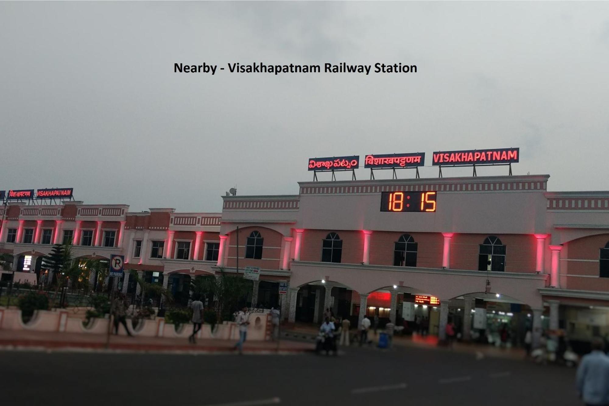 Hotel Collection O Spar Grand Visakhapatnam Exterior foto