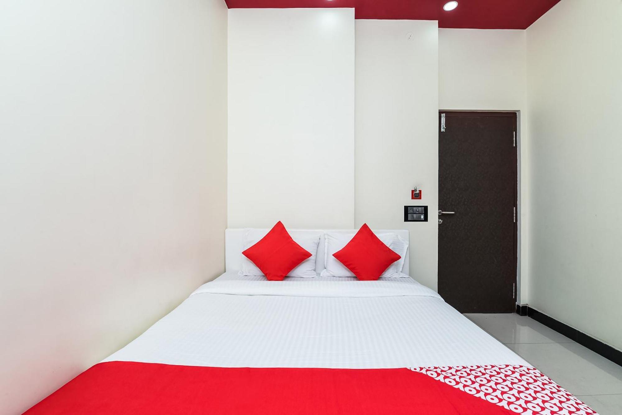 Hotel Collection O Spar Grand Visakhapatnam Exterior foto